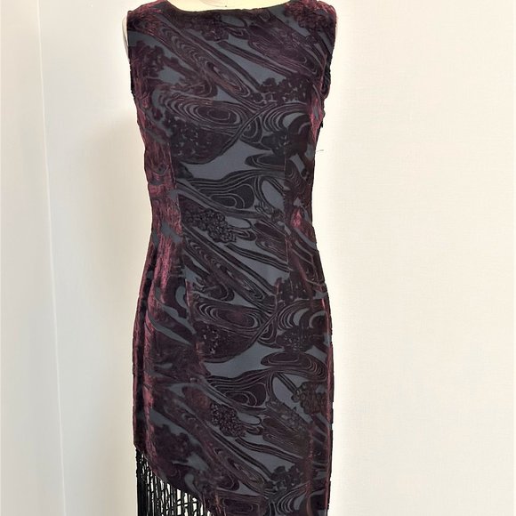 DRAMATIC SILK & VELVET SHEATH DRESS WITH HAND-KNOTTED FRINGE - Picture 1 of 4